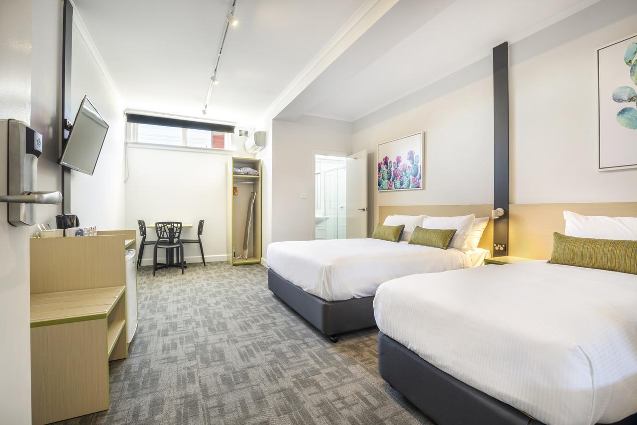 ไนต์แคป แอต ฮิวม์ โฮเทล Motel แบงส์ทาวน์ ภายนอก รูปภาพ
